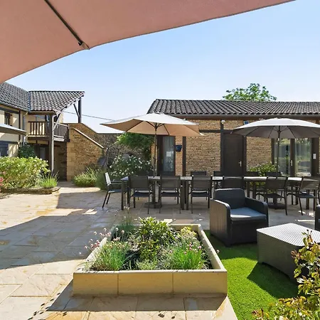 14 Pers Piscine A Ferienhaus Sarlat